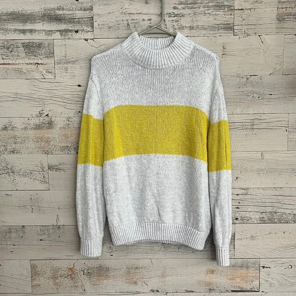 Aerie Gray and Yellow Mock neck Sweater - Picture 1 of 3